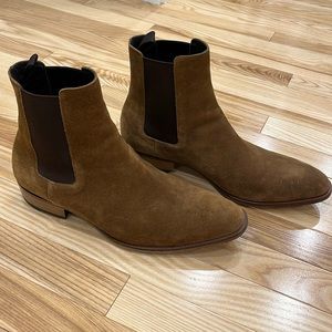 To Boot New York camel brown suede chelsea boots